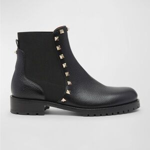 Valentino Garavani 
20mm Rockstud Beatle Boot Ca